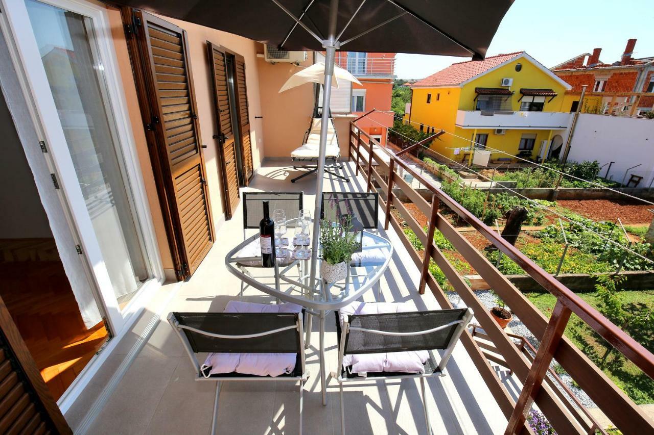 Apartments Mara Zára Kültér fotó